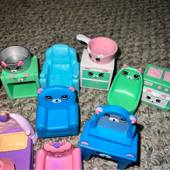 Shopkins Toy Bundle - Picture 4 of 5